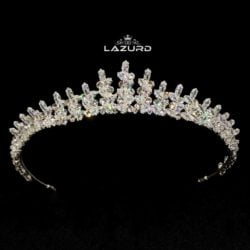 Katelyn  comfortable tiara  Suitable for brides with short hair and a sweet low cut