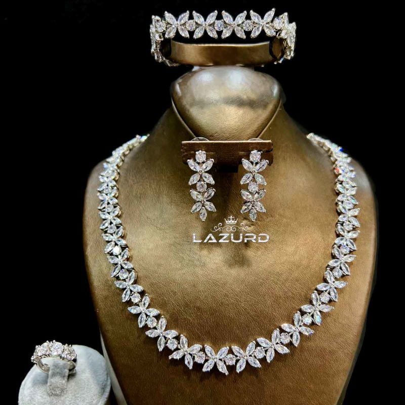 Imitation white gold wedding jewelry Alina zircon flower 2