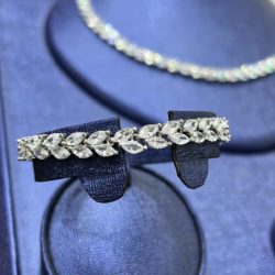 imitation bridal diamond necklace set Scarlett bracelet