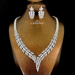 minimalist bridal jewelry Natalie Leaf-shaped necklace and earrings