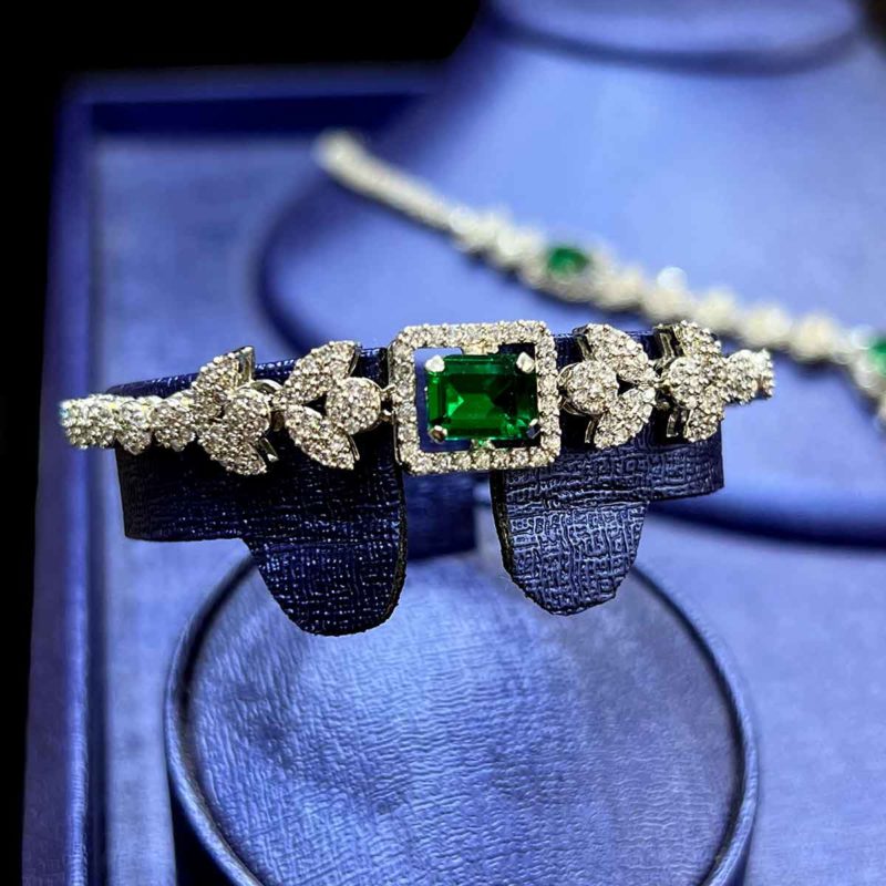 emerald wedding necklace Kaylee model Brilliant green Braceletzirconia stones