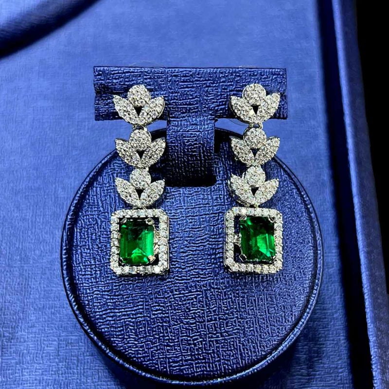 emerald wedding necklace Kaylee model Brilliant green Earring zirconia stones