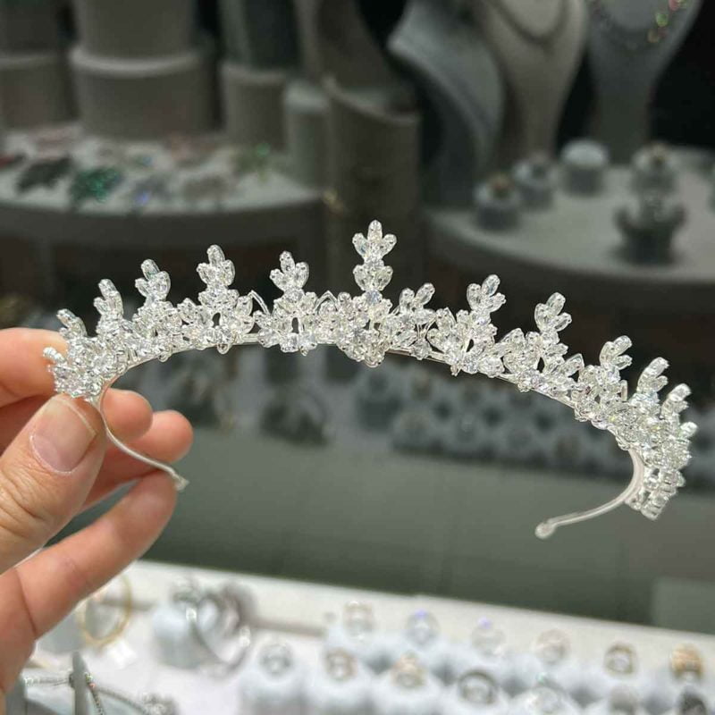 cute tiaras Lucy model Stylish and beautiful design real