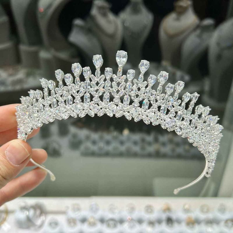 bridel crowns for head Eliza model real