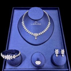 Abiye takı seti Küçük beyaz zirkon taşlı Lura klasik model kolye yüzük küpe ve bileklik