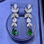 Hadley model Emerald green and white color Earring